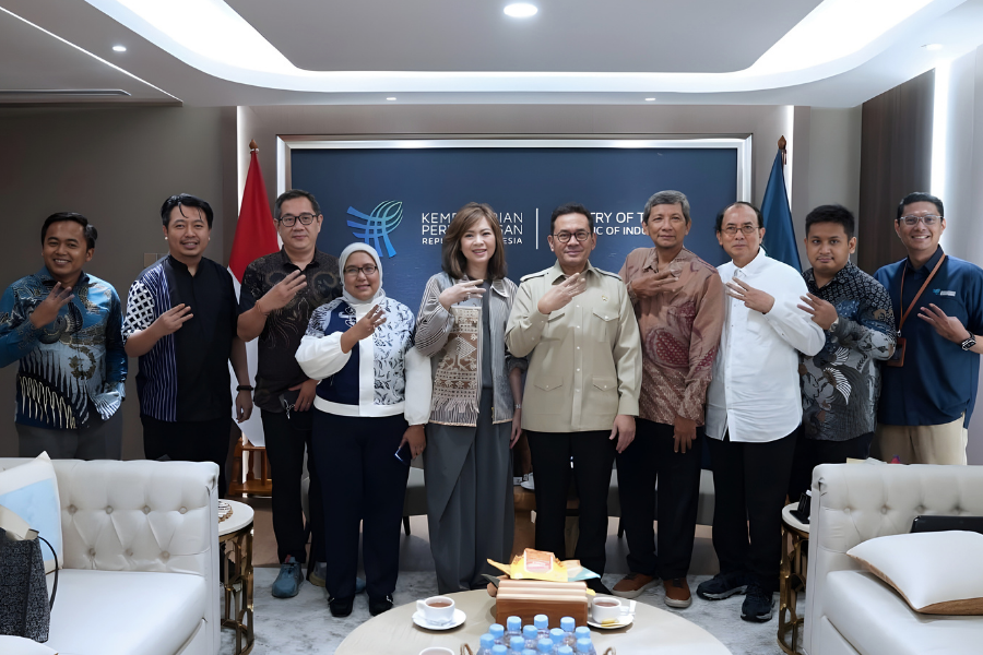 Read more about the article Menteri Perdagangan Budi Santoso menerima Audiensi GPHRI, Bahas Strategi Kuatkan Industri Hospitality dan Perluas Jejak Kuliner Indonesia di Dunia